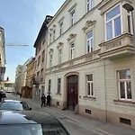 House - Old Town Apartment