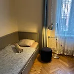 House - Old Town Apartment *